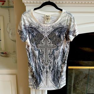 Size medium Vocal rhinestone cross t shirt